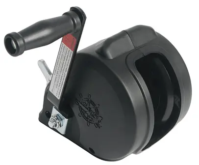 Ručno vitlo sa kučištem za vuču plovila