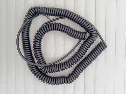 kabel spiralni 2x0,75 crni 6mm