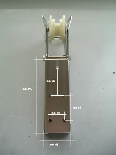 Pramčana vodilica preklopna sa sigurnosnim sistemom