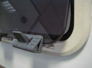 plexi 35352380 P04l14 ručice na zakretanje