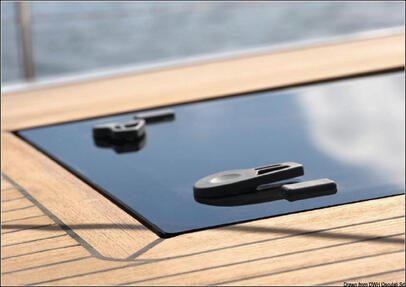 Prozor Lewmar Flush Hatch